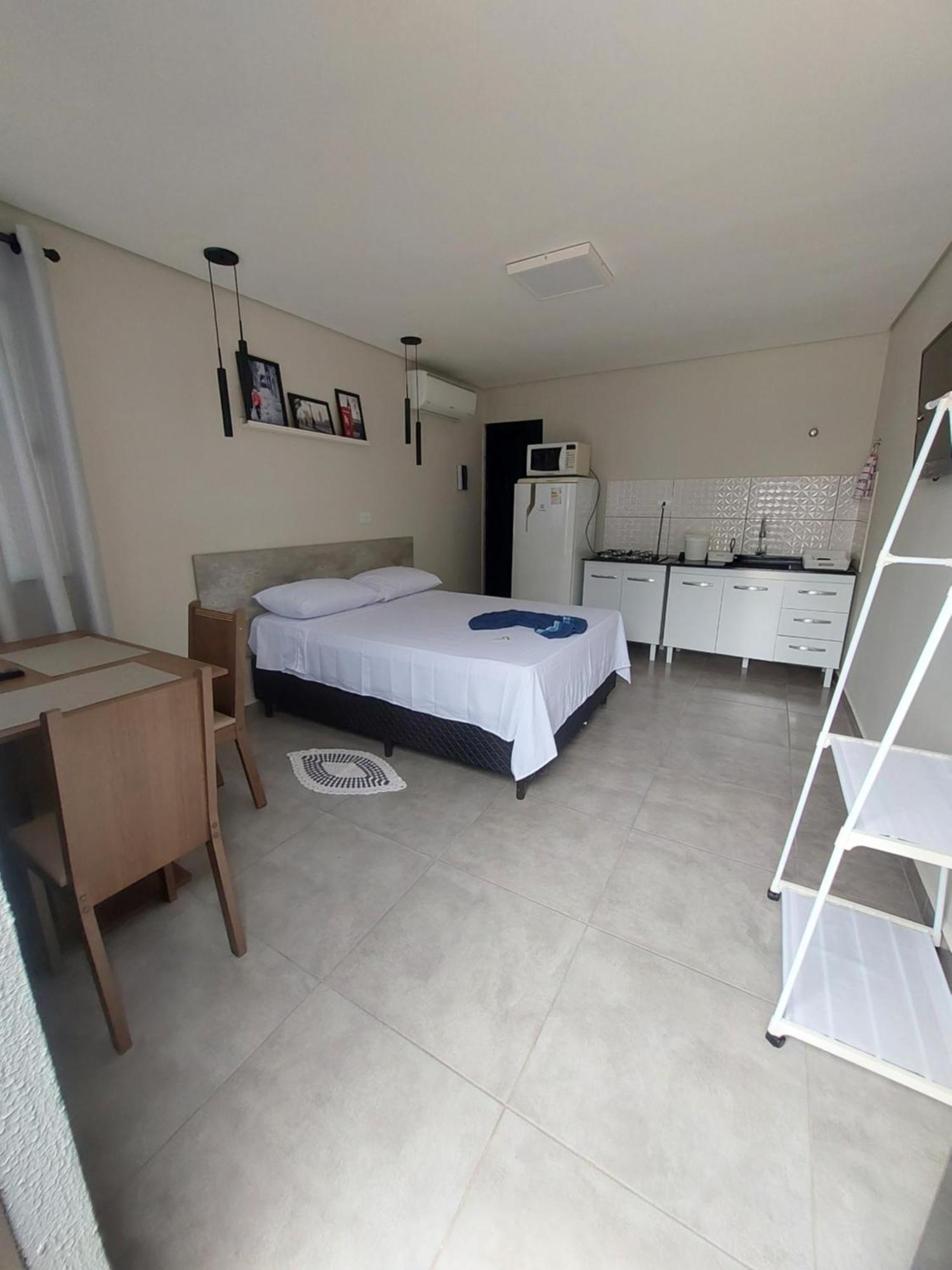 Casa de férias Kitnets Bem Localizada, Prox Ao Autodromo! Londrina