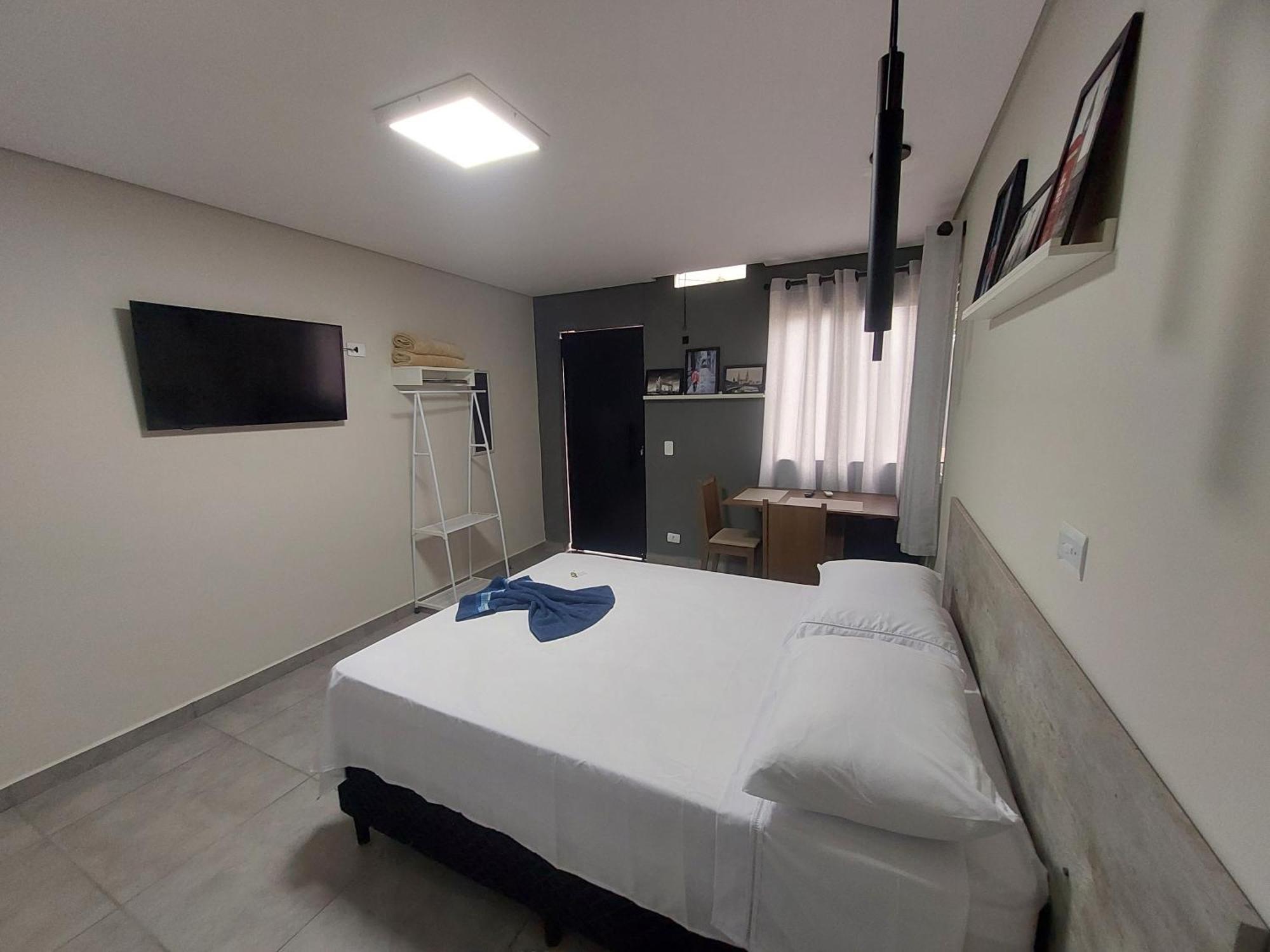 Kitnets Bem Localizada, Prox Ao Autodromo! Holiday home Londrina